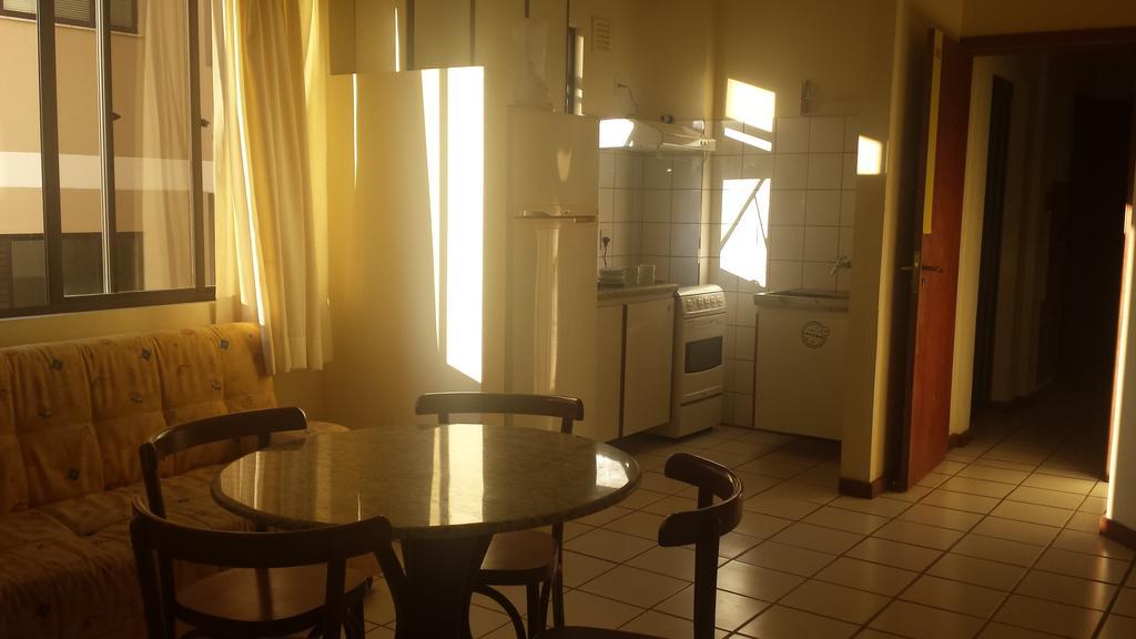 Apartamento Residencial Salinas Governador Celso Ramos Habitación foto